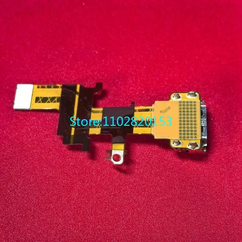 كابل مرن جديد لمنفذ HDMI لكامي - مراجعة Sony Camera A7 Iv وسعره