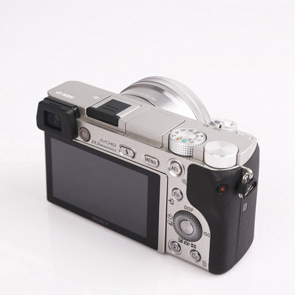 غطاء حماية هوت شو (Hot Shoe) ج - مراجعة Sony Camera A7 Iv وسعره