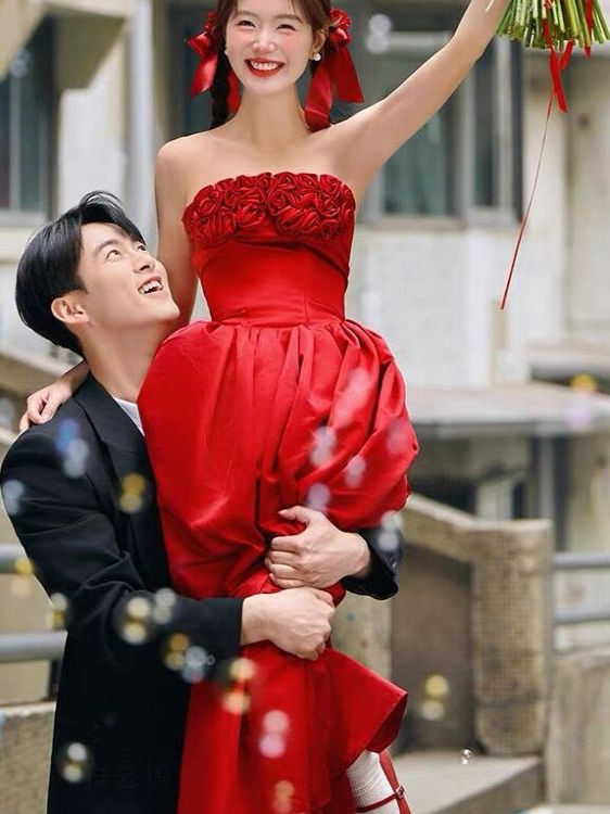 روب صباحي أحمر جديد 2025 بدون  - مراجعة Photography Outfits وسعره